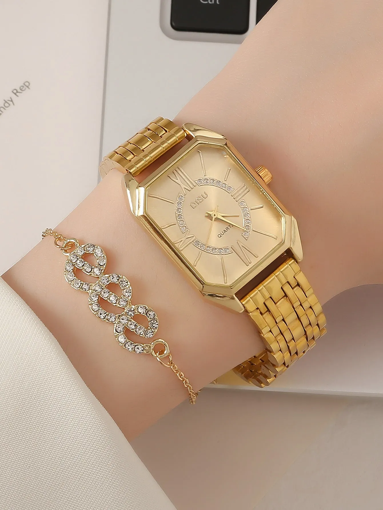 1pc Polygon Pointer Quartz Watch & 1pc Bracelet - Gold