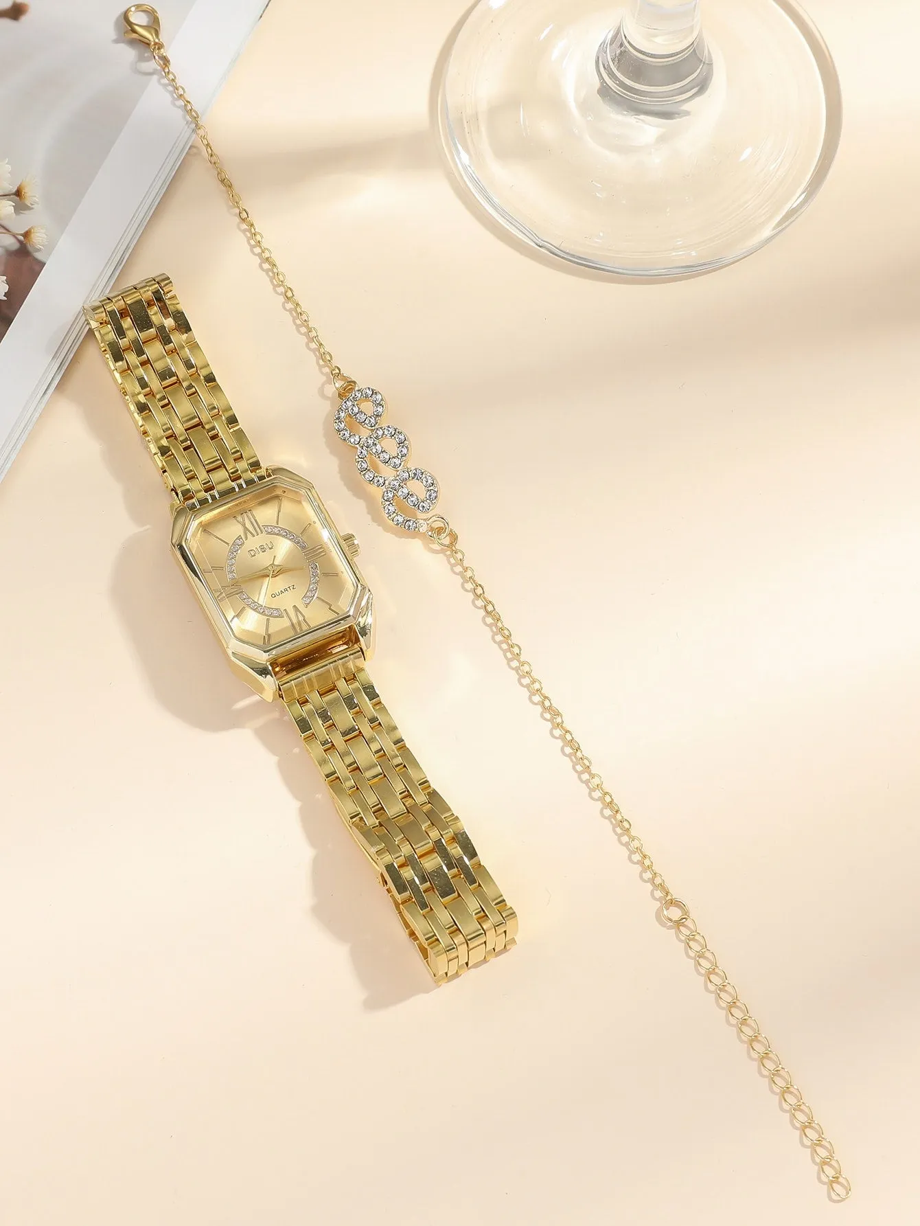 1pc Polygon Pointer Quartz Watch & 1pc Bracelet - Gold