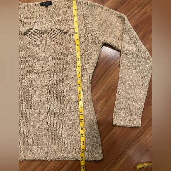 BCBGMaxAzria Cable Knit Sweater Women’s Size Large