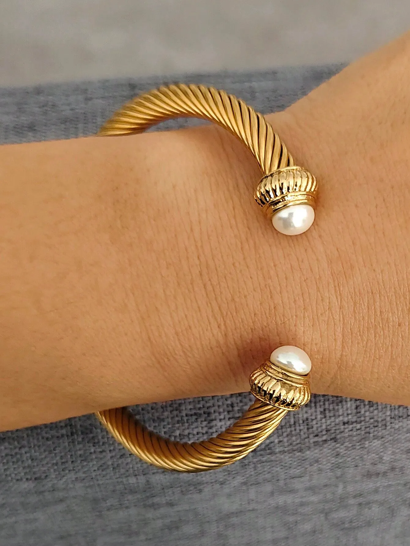 Brilliant 18k Gold Plated European Bangle