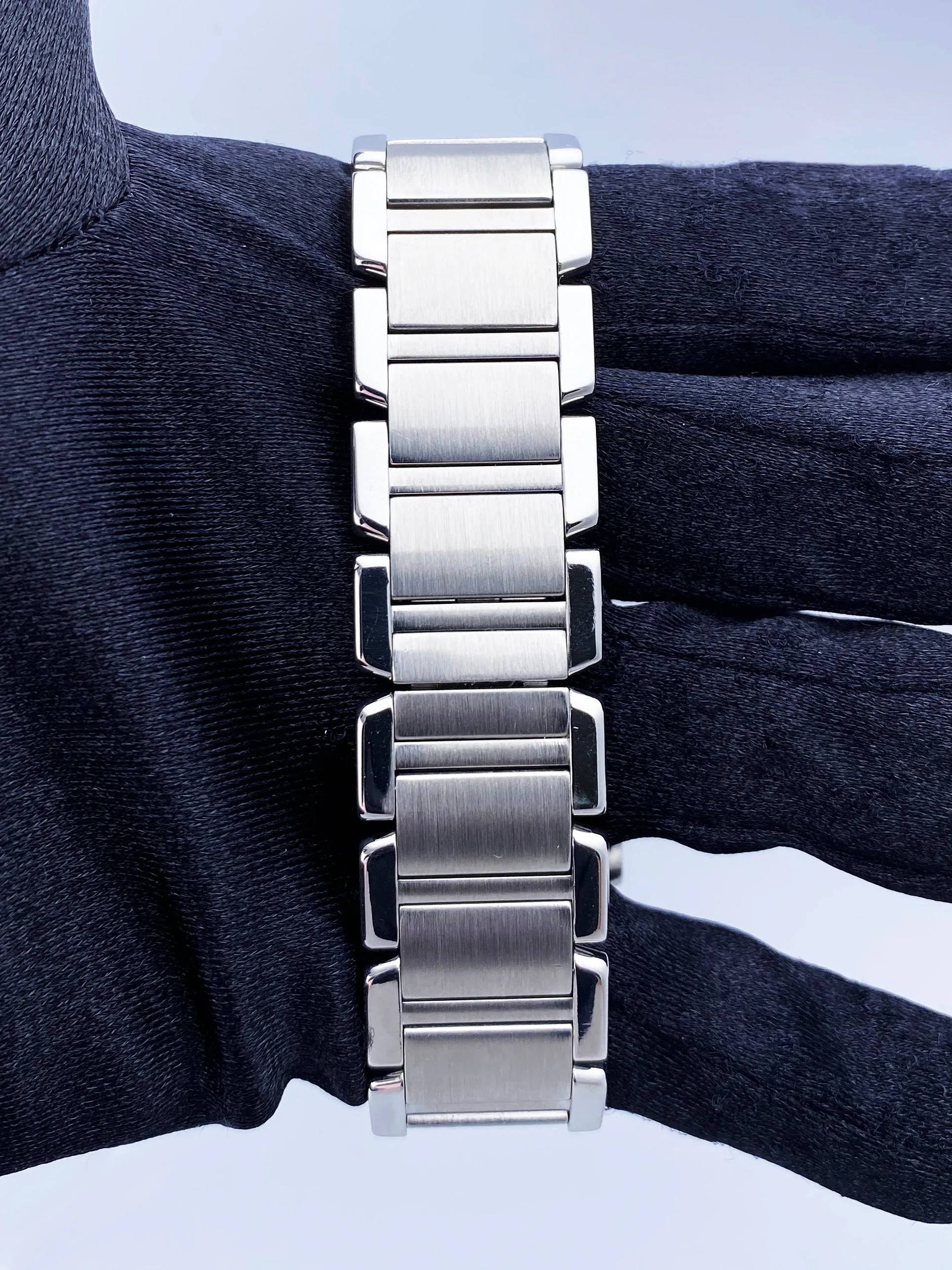 Cartier Tank Francaise W51002Q3 Stainless Steel Mens Watch Box Papers