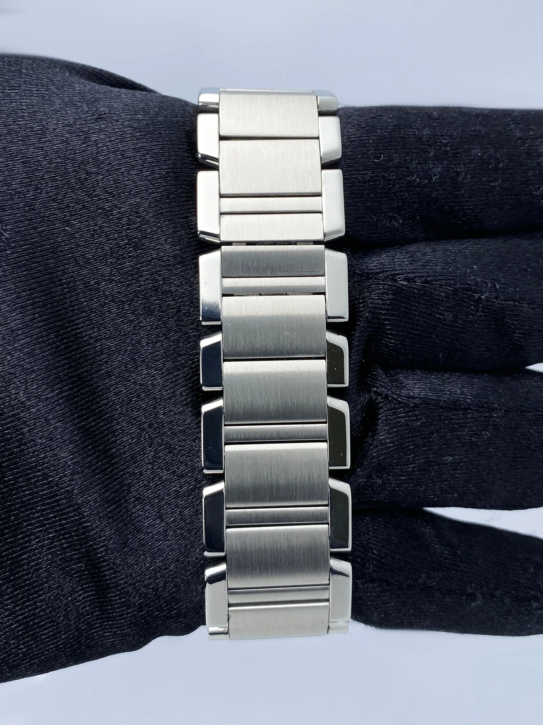 Cartier Tank Francaise W51002Q3 Stainless Steel Mens Watch