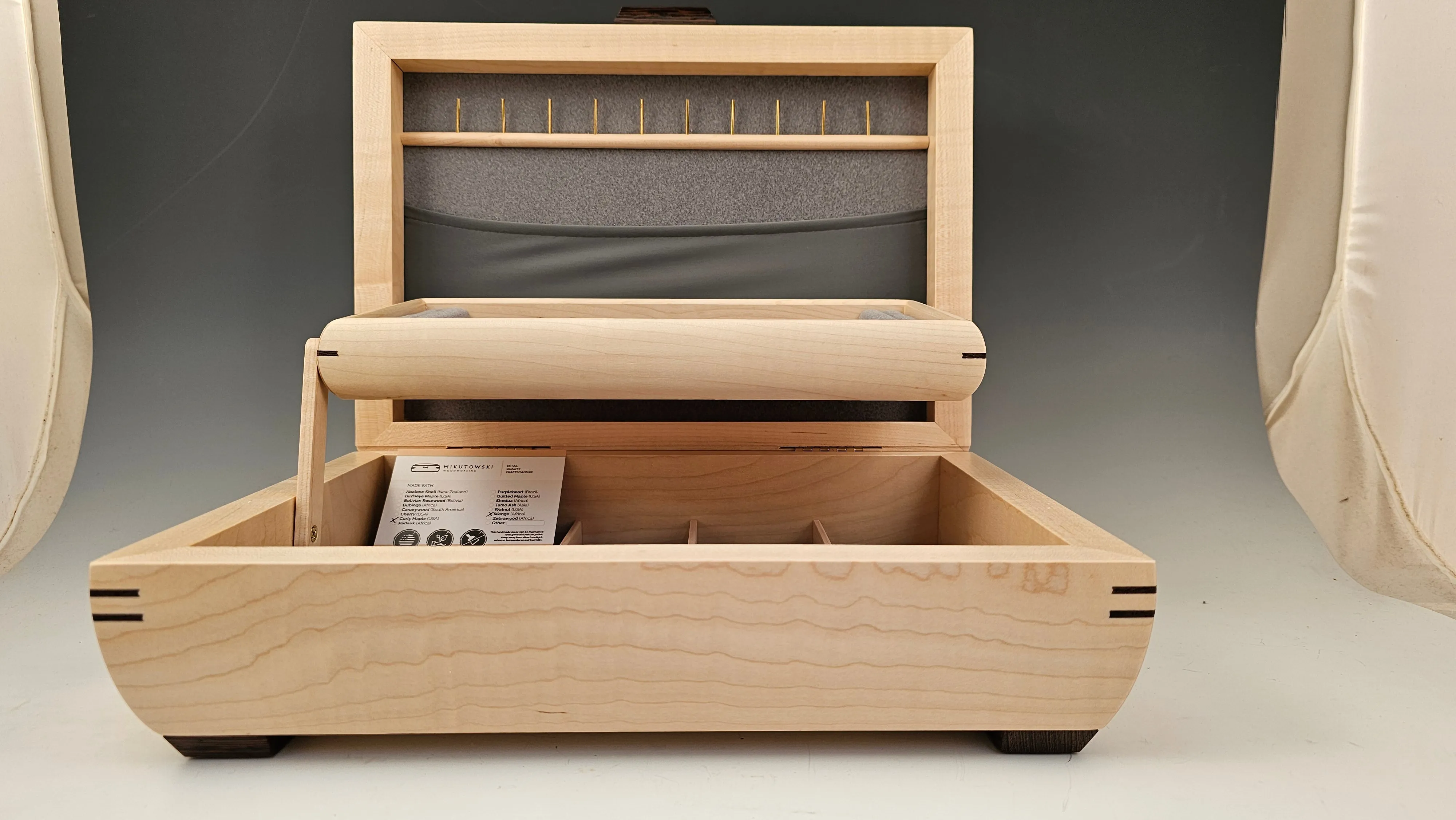 Curly Maple Elegance Box