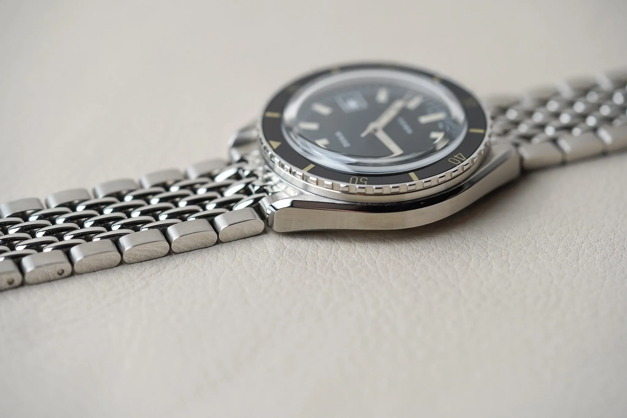 Doxa SUB 200 Sharkhunter 799.10.101.10