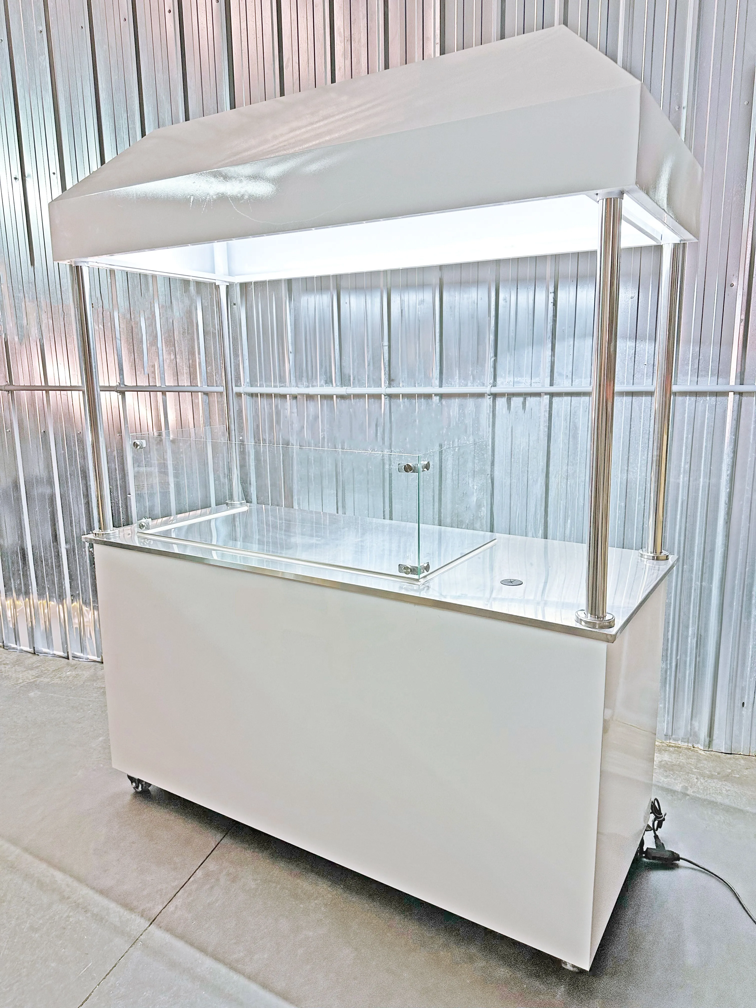 Fully Branded Custom Mobile Cart for Mini Donuts, Hot Dogs, Tacos, Churros, Pizza & More | Free Delivery Across Canada and the USA | Cart Model MPF-XT By Masterpiece Foods | 🍁 Built in Canada