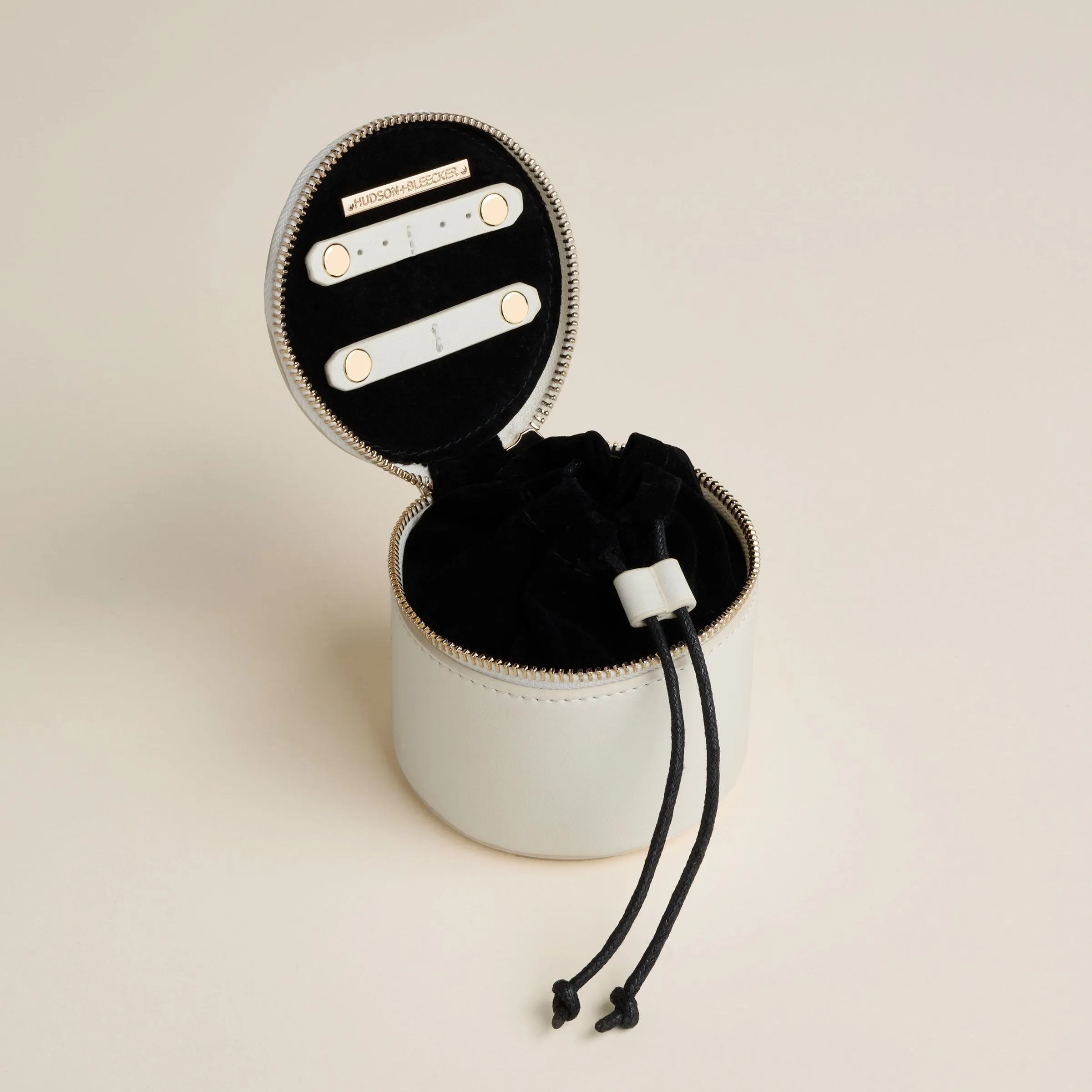 Globetrotter Jewelry Case - Ecru