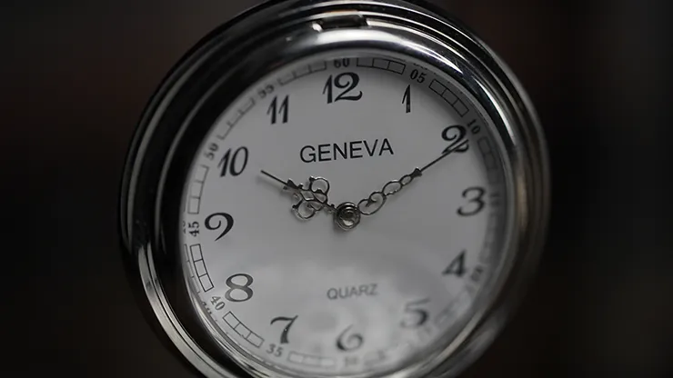 Infinity Pocket Watch V3 - Silver Case White Dial / STD Version (Gimmick and Online Instructions) by Bluether Magic