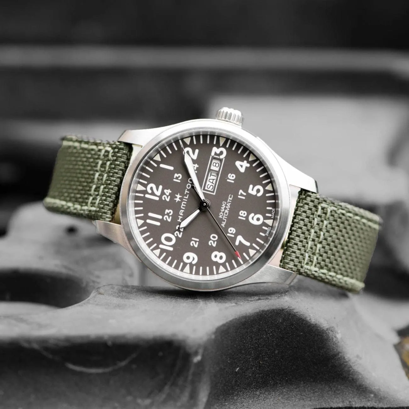 Khaki Field DAY DATE