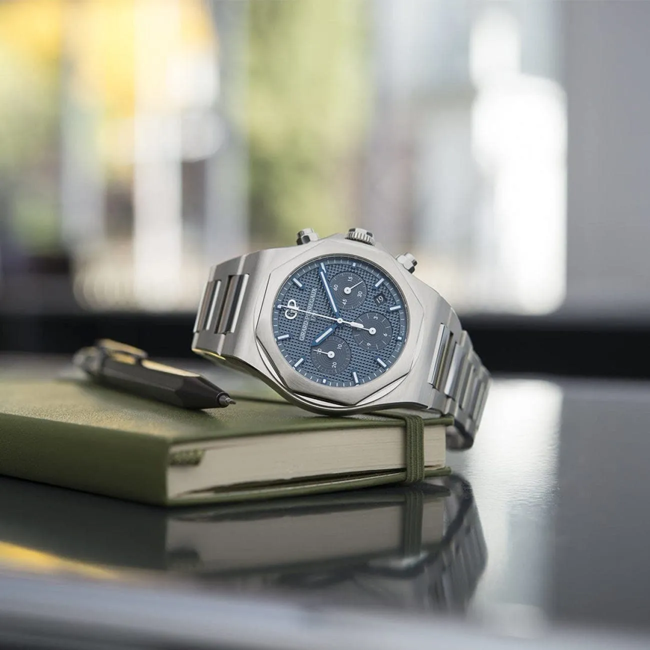 Laureato Chronograph 42mm