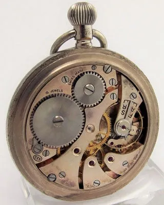 LEONIDAS LL2032 CIRCA 1939 LEONIDAS WWII British Military Pocket Watch