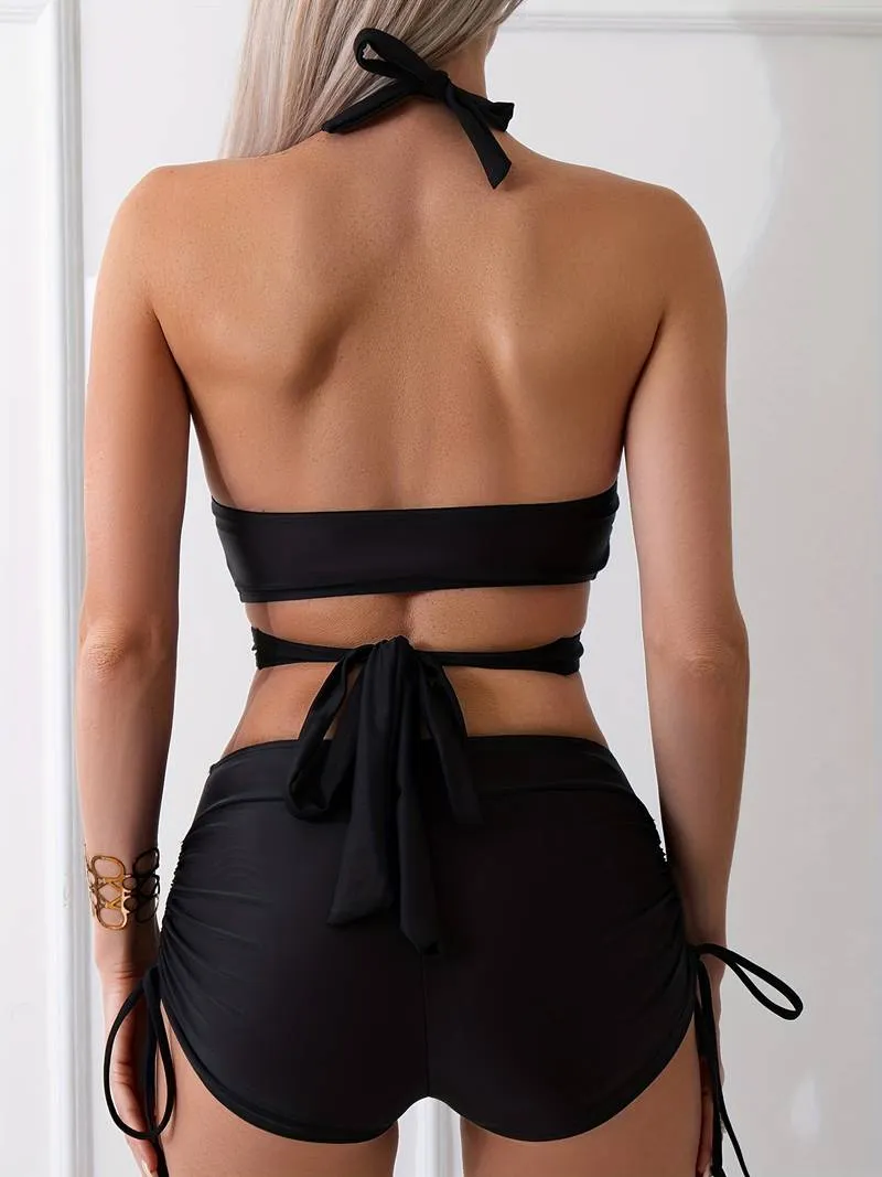 Lyca – Elegant Lace-Trim Women’s Swimsuit