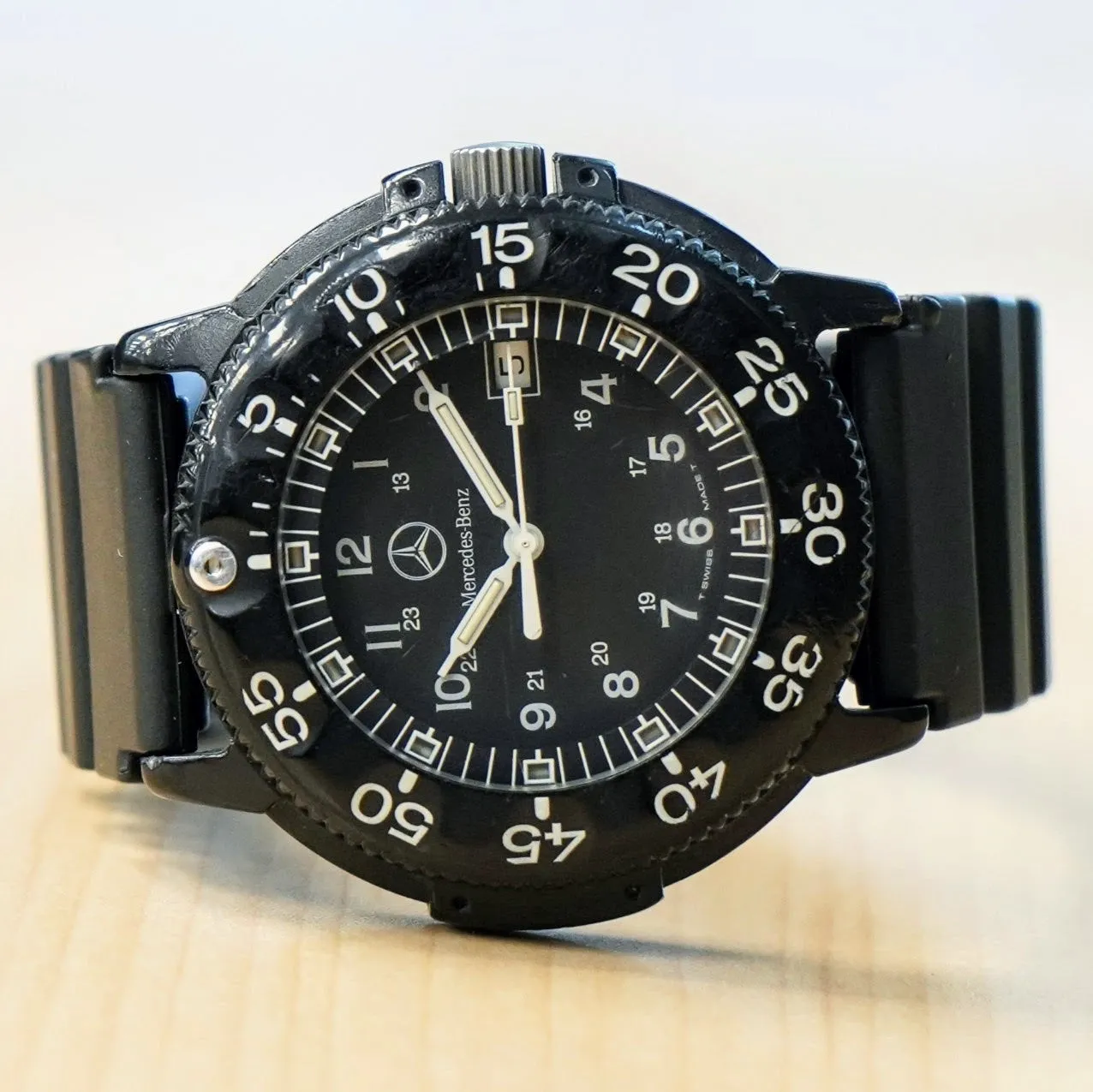 Mercedes Benz LUMINOX Navy Seal Dive Military Watch Date Indicator Swiss Wristwatch