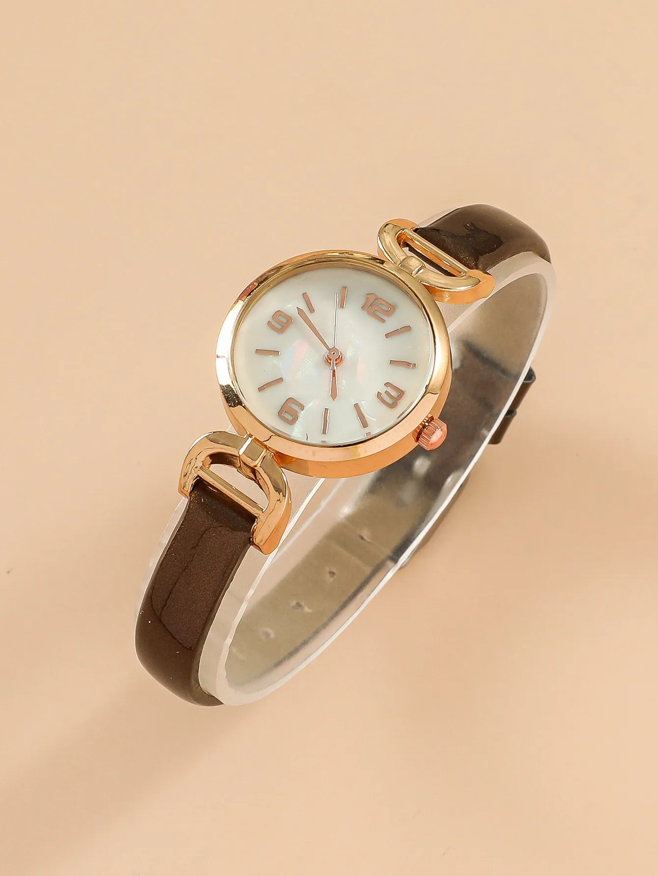 Minimalist Round Pointer Quartz Watch - Coffee Brown
