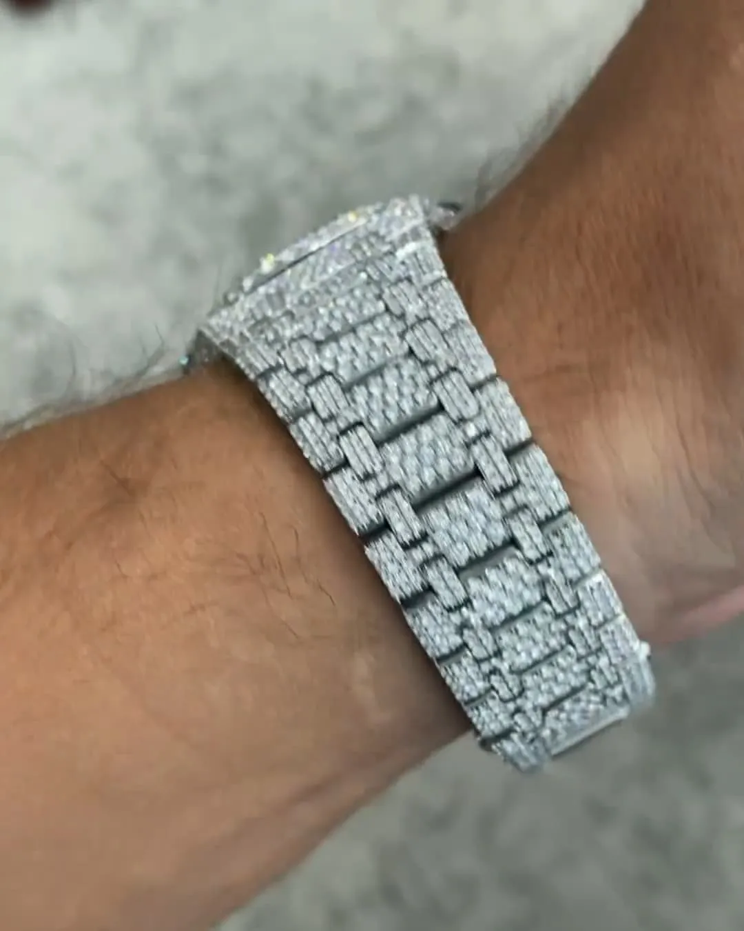 MOISSANITE AP WATCH | AUDEMARS PIGUET ROYALOAK BUSTDOWN Handmade | W 273