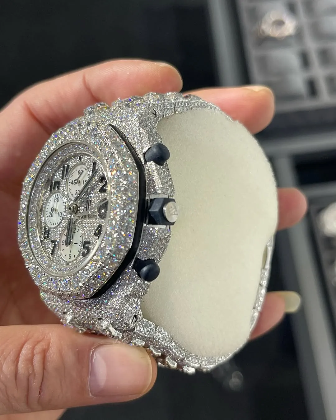 MOISSANITE AP WATCH | AUDEMARS PIGUET ROYALOAK BUSTDOWN W 257