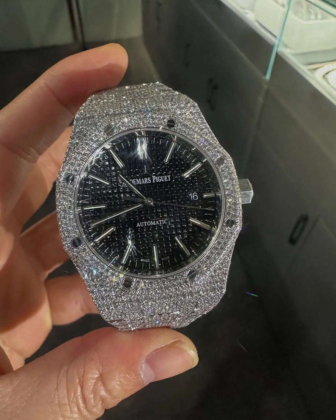 MOISSANITE AP WATCH | AUDEMARS PIGUET ROYALOAK BUSTDOWN W 260