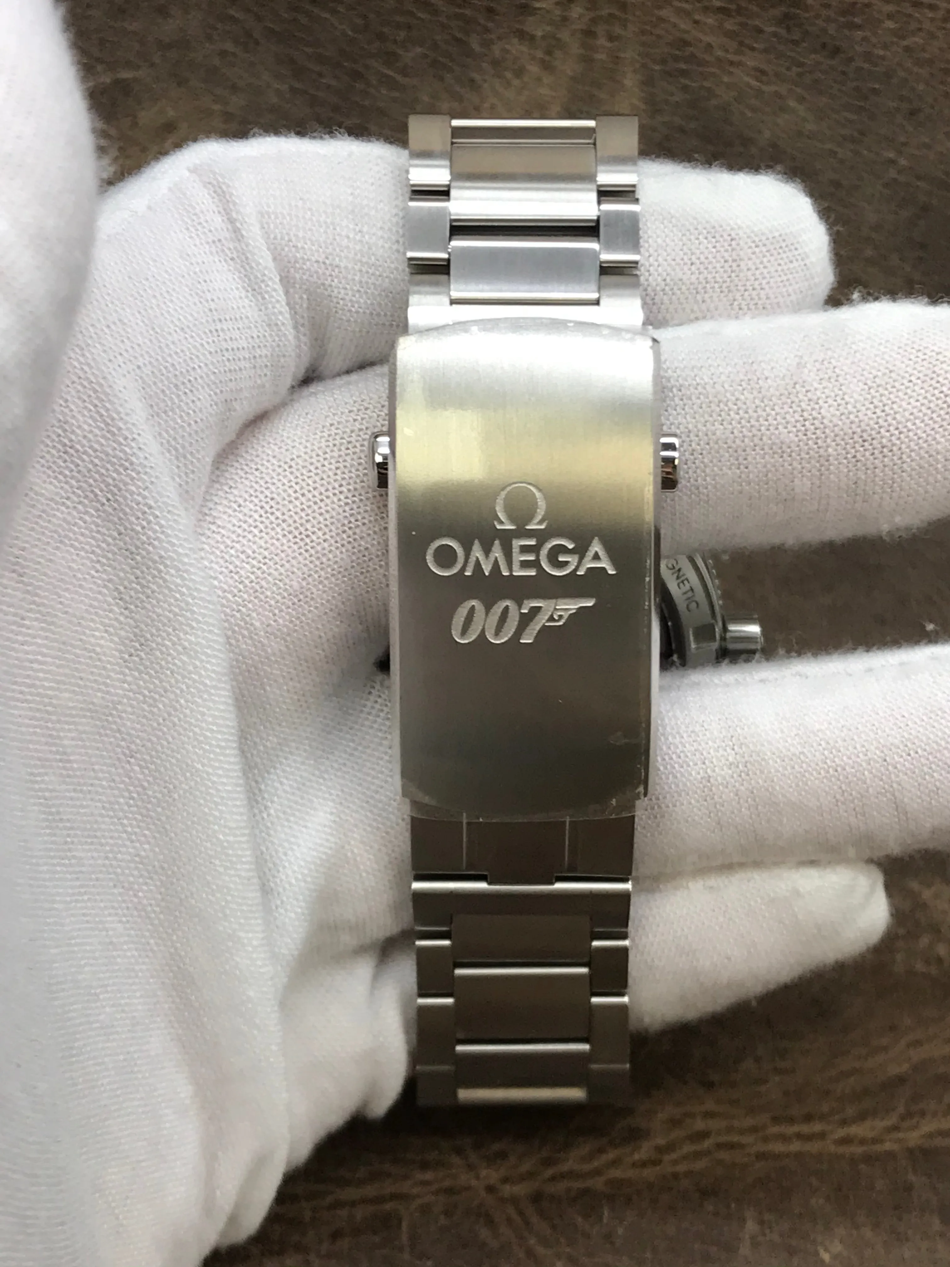 Omega Seamaster 300 L.E James Bond SPECTRE Limited Edition 233.32.41.21.01.001 Black Dial Automatic  Men's Watch