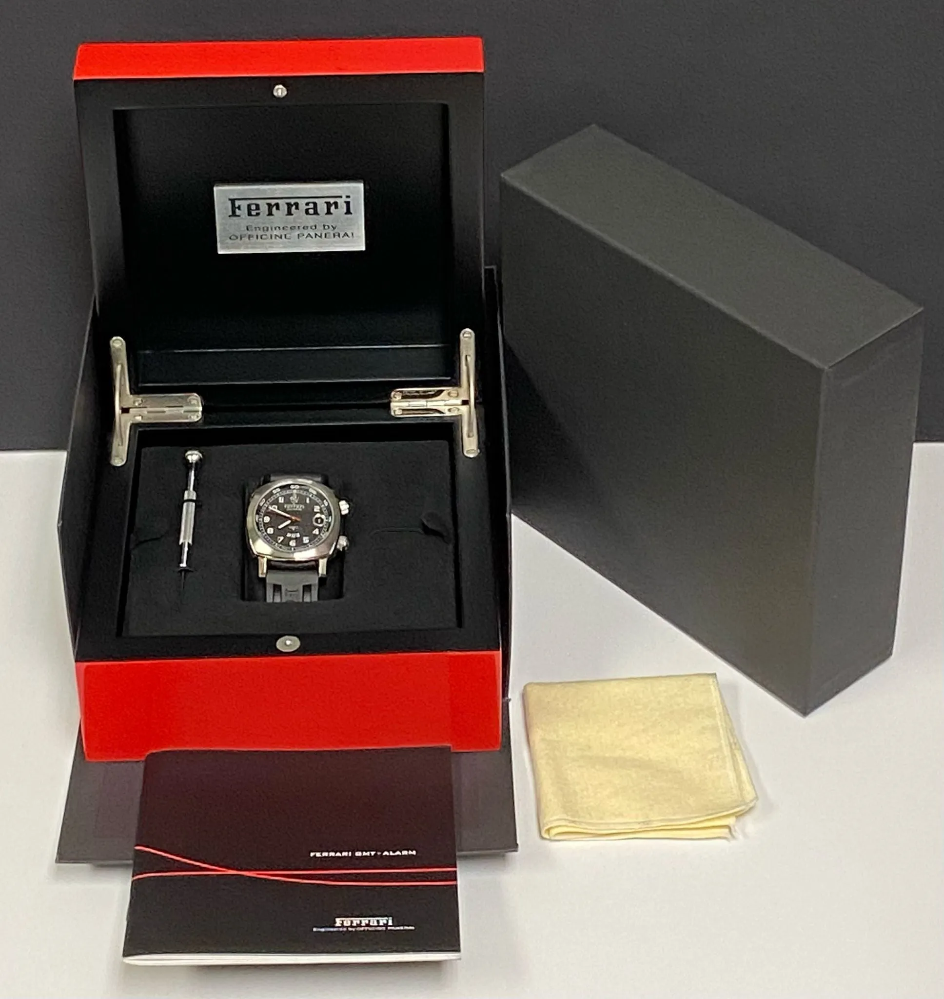 Panerai Ferrari Granturismo GMT FER00017 Black Dial Automatic Men's Watch
