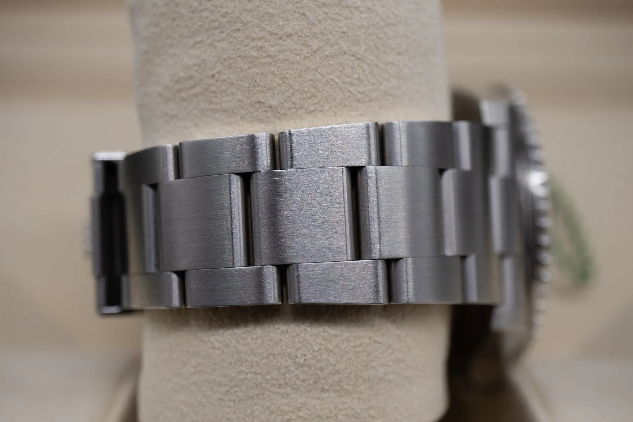 Pre-Owned Rolex Submariner No Date 124060