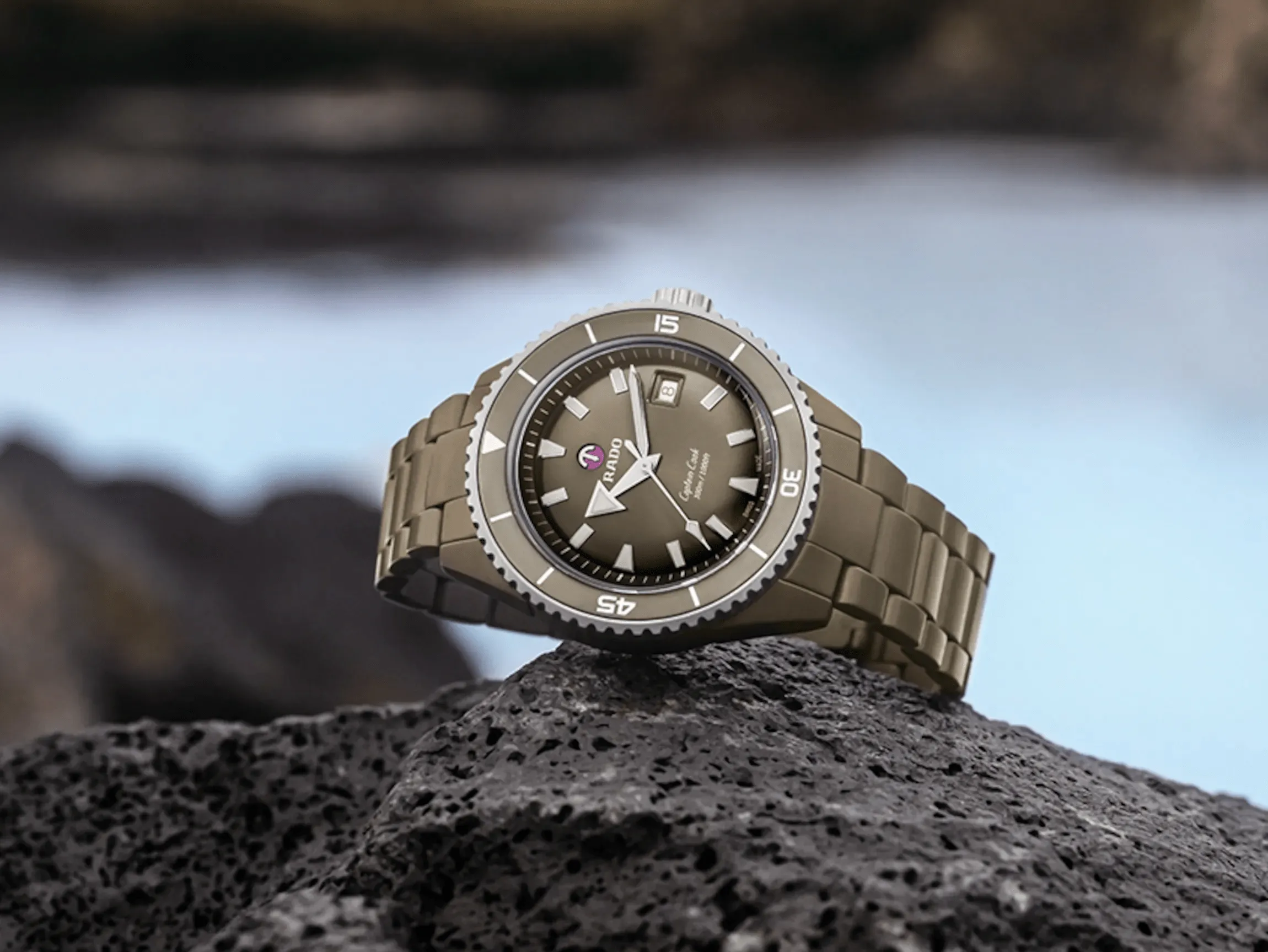RADO Captain Cook Matte Olive High-Tech Ceramic Diver 43mm Men's Watch R32130312