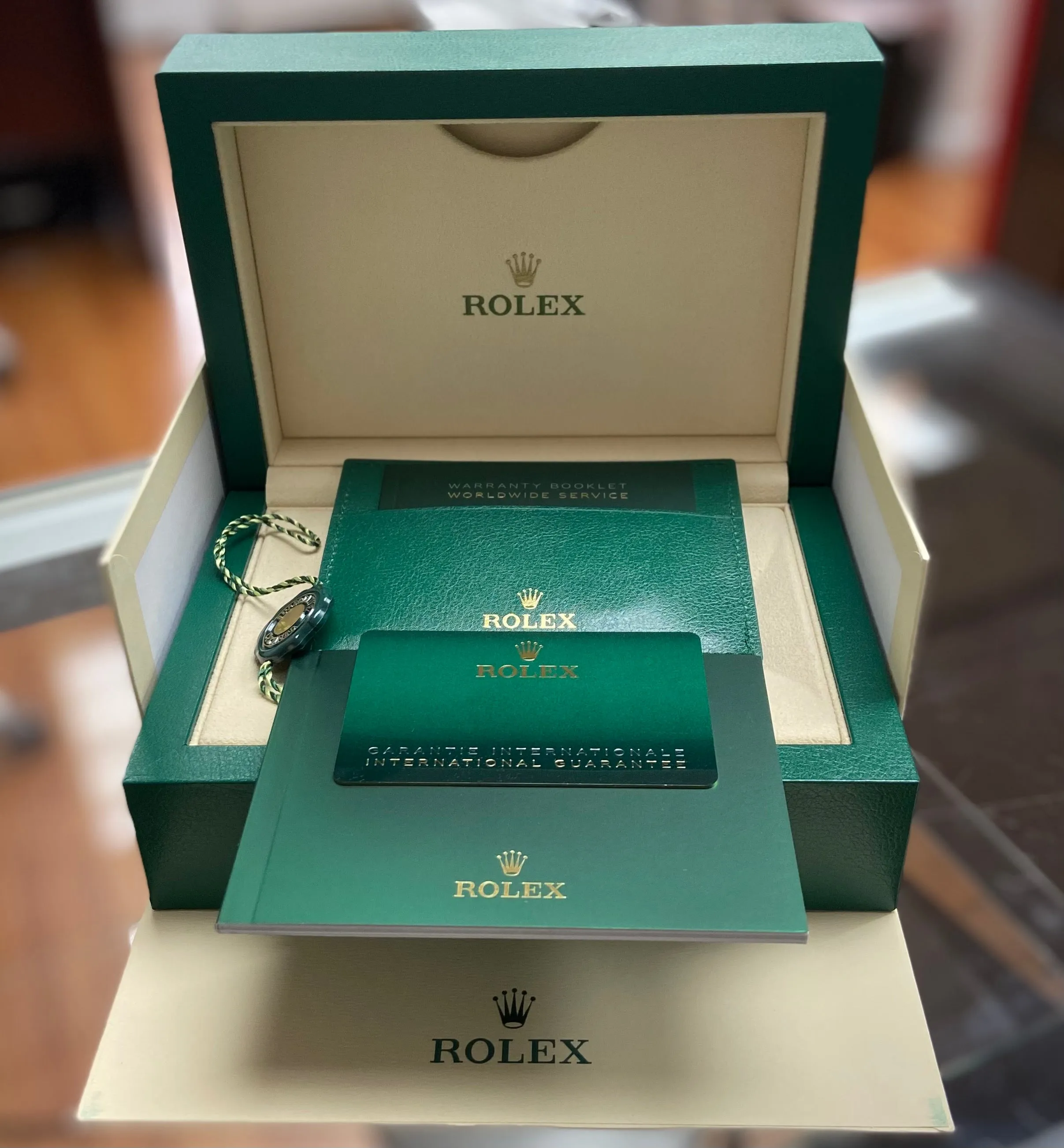 Rolex Milgauss Black 116400GV 2022 New
