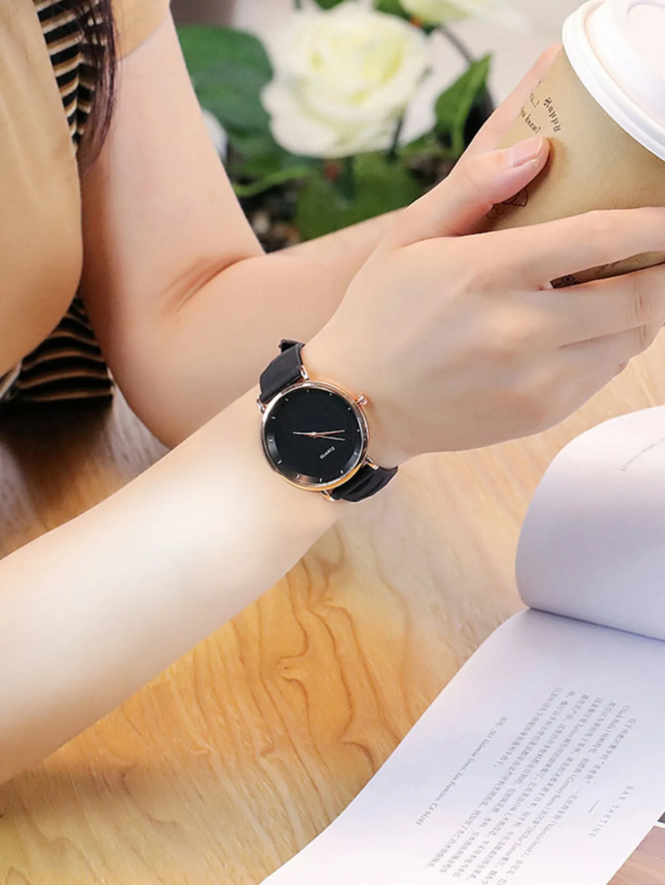 Round Dial Pointer Watch - Rose Gold- FD ⚡