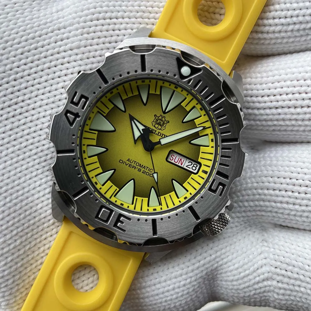 Steeldive SD1984 NH36 Monster Men Watch