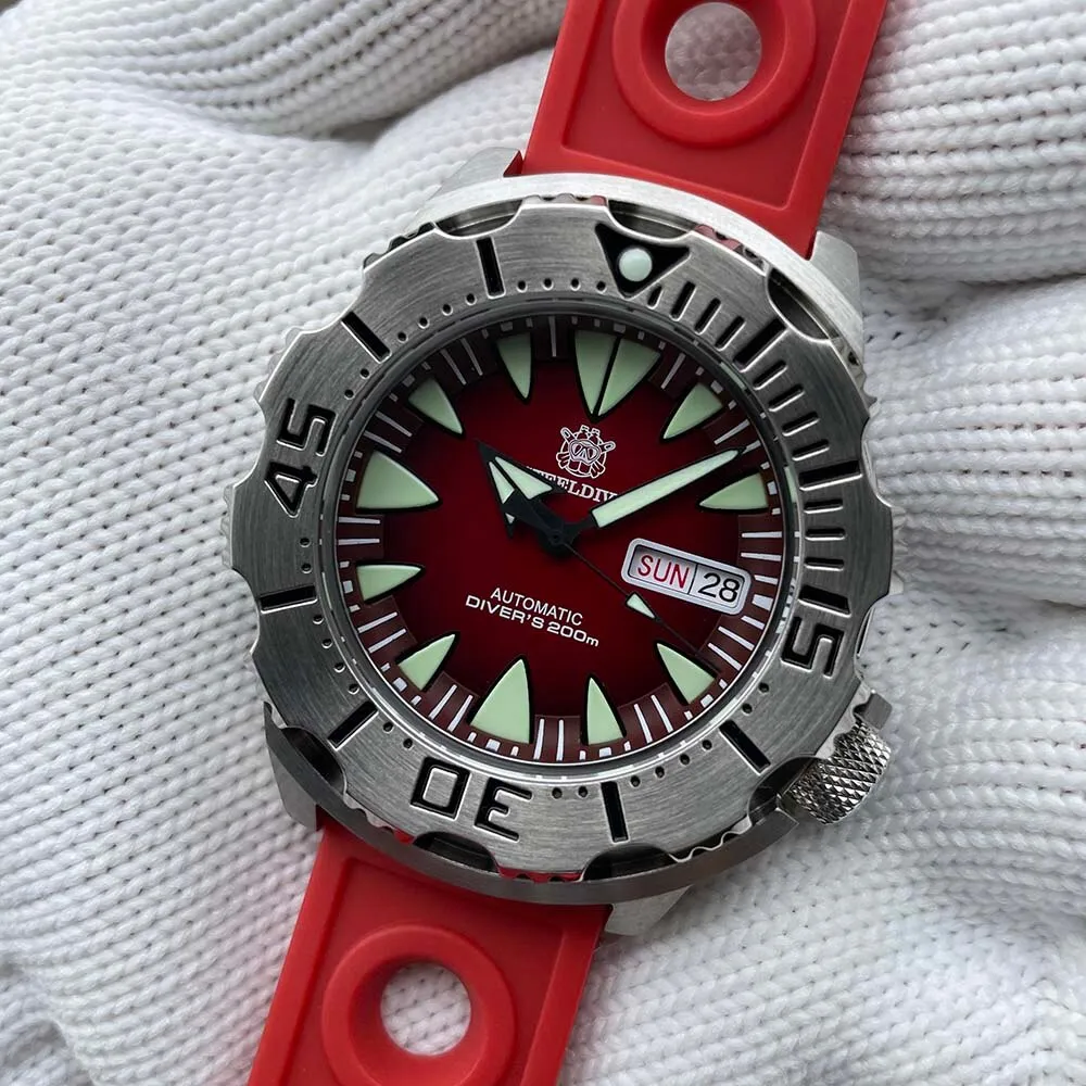 Steeldive SD1984 NH36 Monster Men Watch