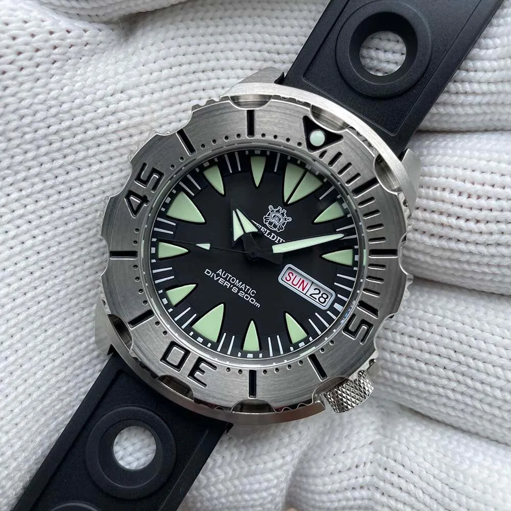 Steeldive SD1984 NH36 Monster Men Watch