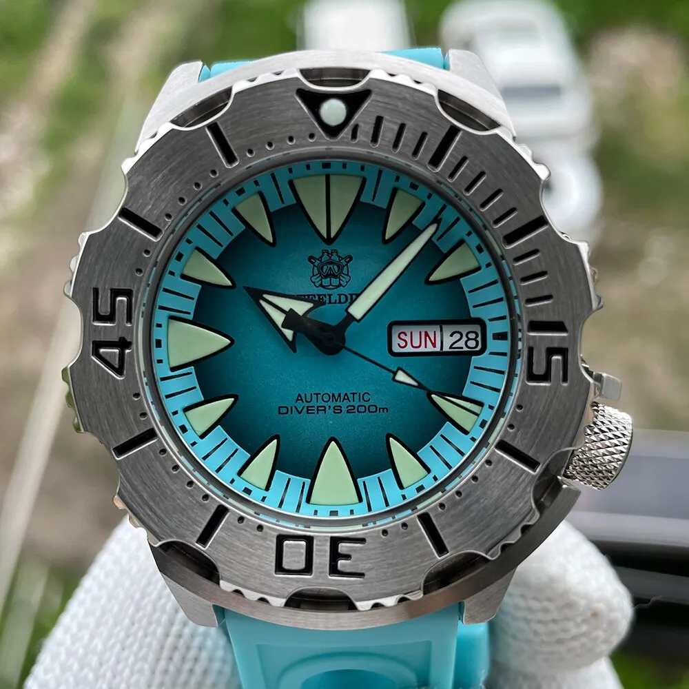 Steeldive SD1984 NH36 Monster Men Watch