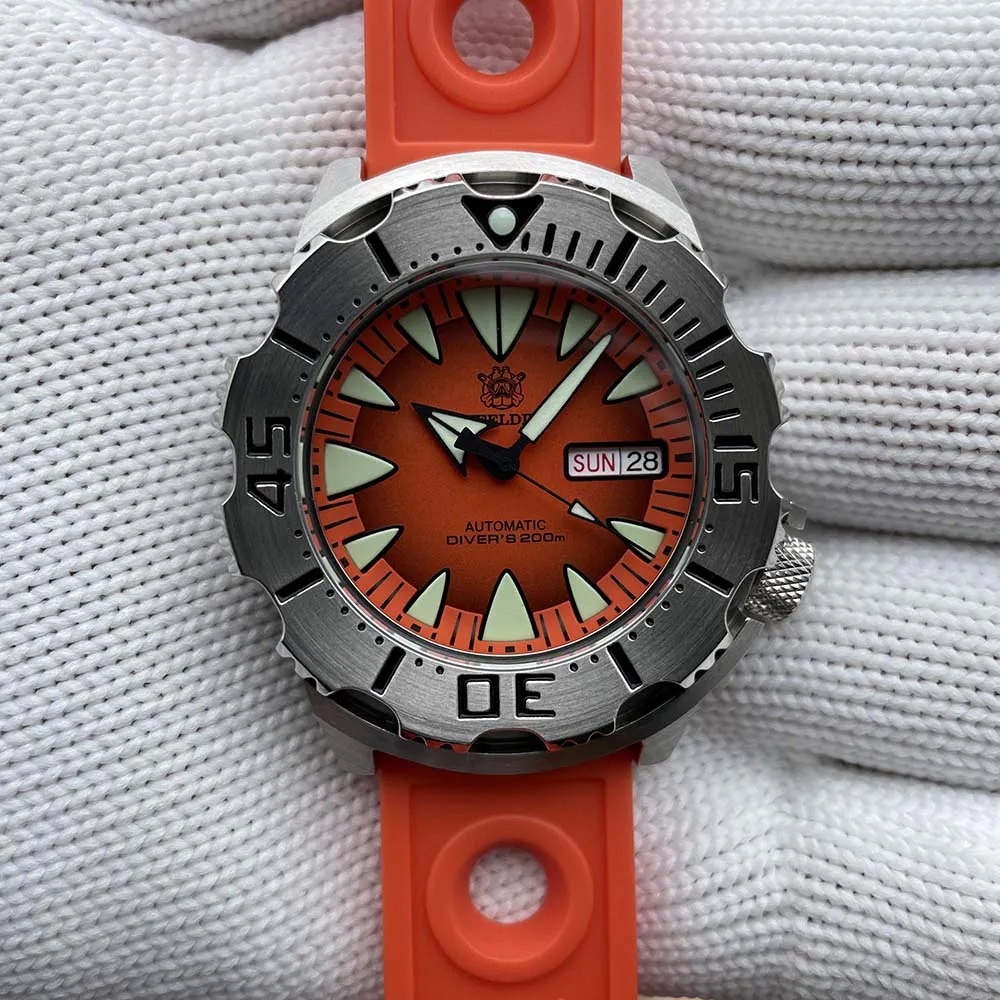 Steeldive SD1984 NH36 Monster Men Watch