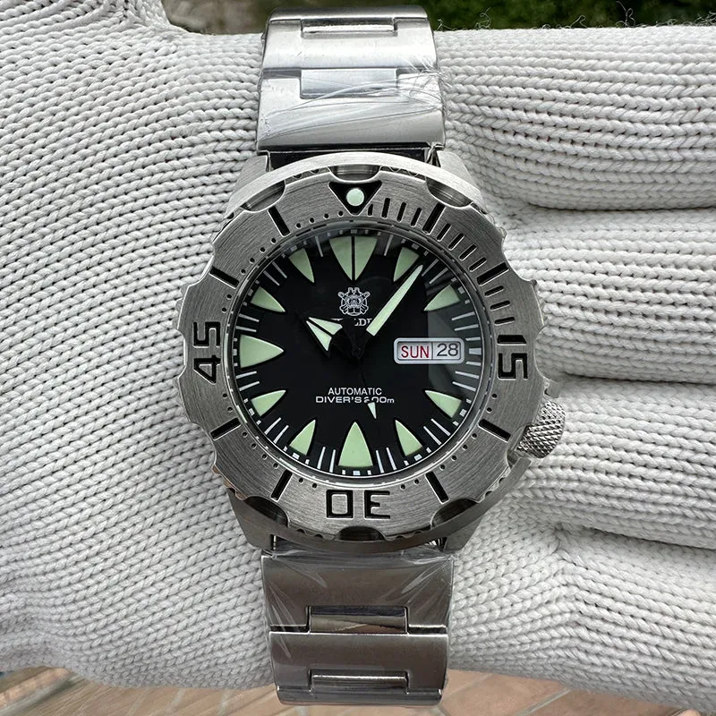 Steeldive SD1984 NH36 Monster Men Watch
