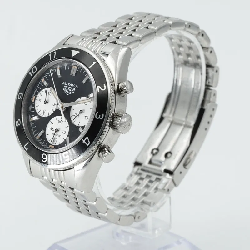 Tag Heuer Autavia CBE2110 Black Dial Chronograph 42mm B&P 2017