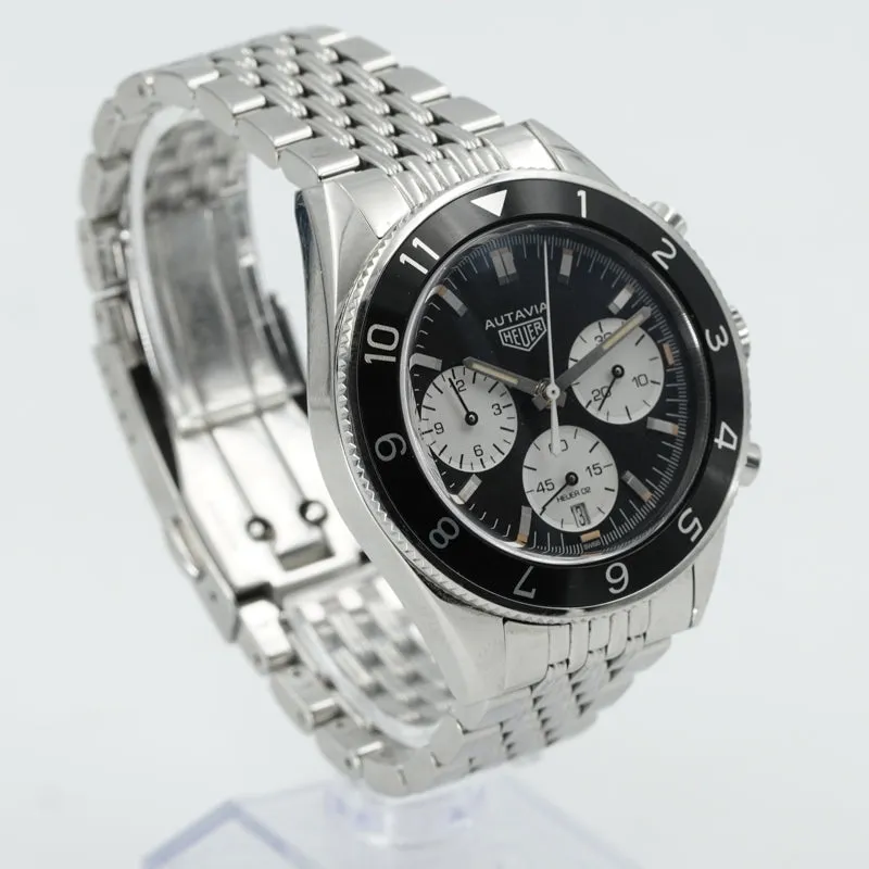Tag Heuer Autavia CBE2110 Black Dial Chronograph 42mm B&P 2017