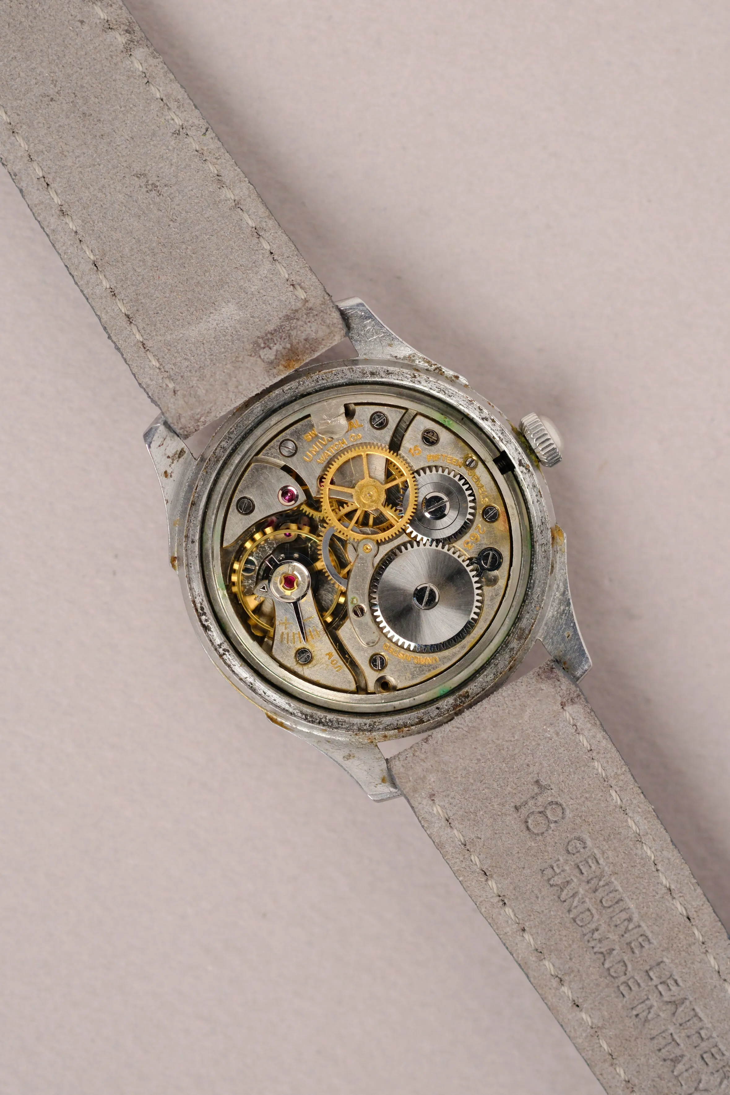 Vintage Universal Geneve 20721 - 1940's