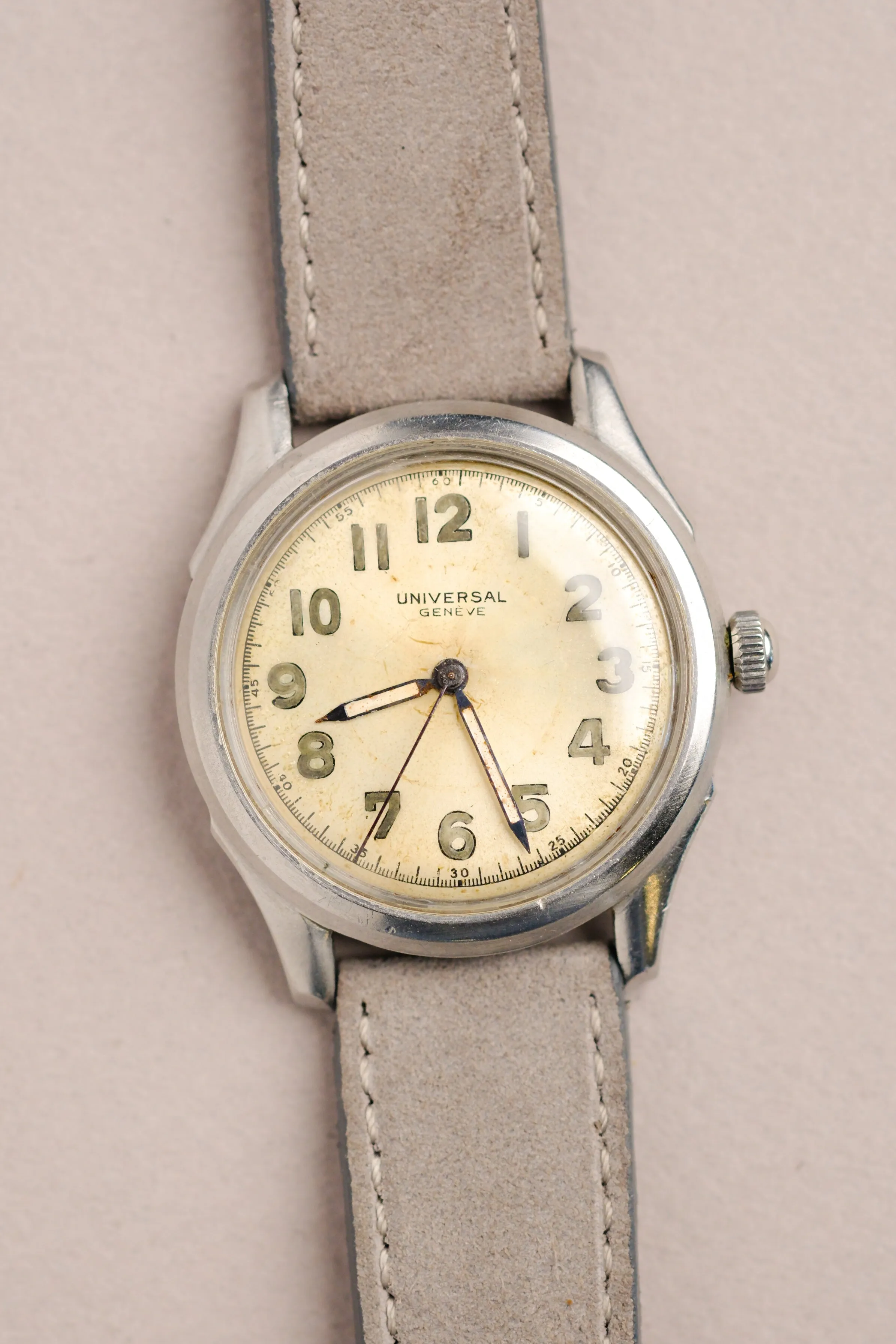 Vintage Universal Geneve 20721 - 1940's