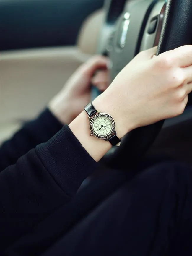 Women's Antique Style Dial Watches