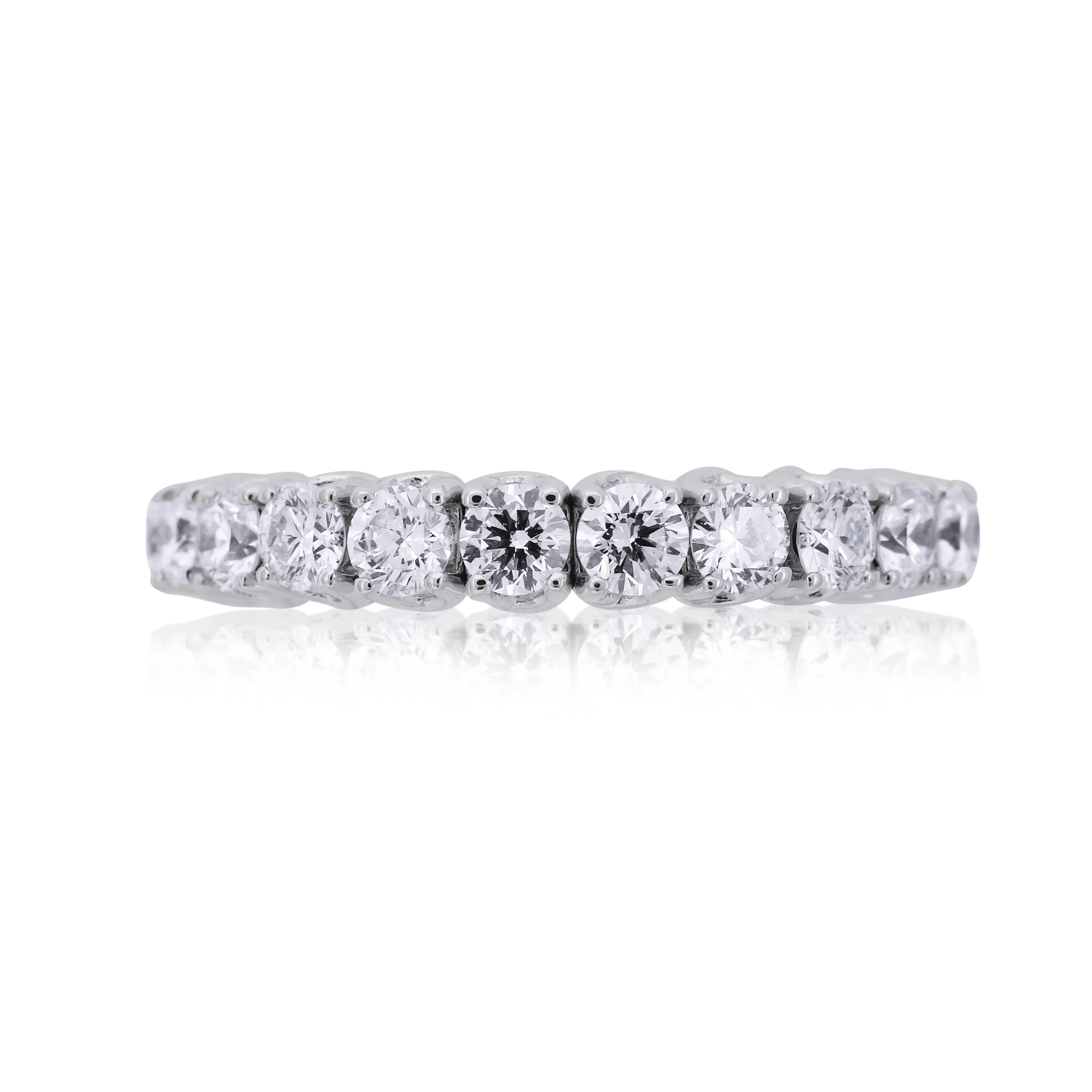Xpandable™ full eternity diamond band.